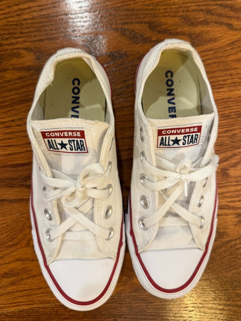 Converse Chuck Taylor All Star White Low Top Sneakers Women’s 5.5
